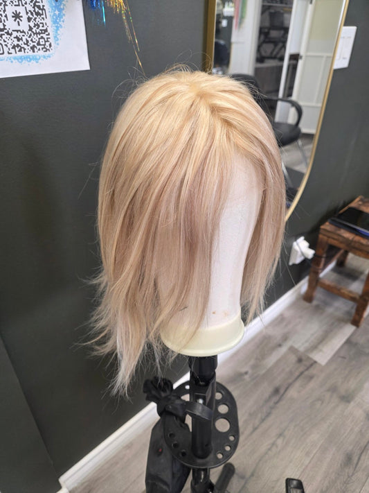 Sovereign Core Wig in Luna – front three-quarter view